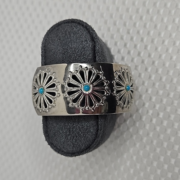 STERLING 925 TURQUISE STONE FLORAL PIERCED DESIGN CUFF BRACLET - Picture 6 of 8